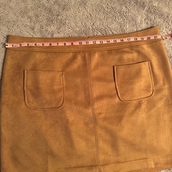LOFT Plus Faux Suede Mini Skirt Tan Camel A-Line Pockets Boho Fall Chic - Picture 8 of 9
